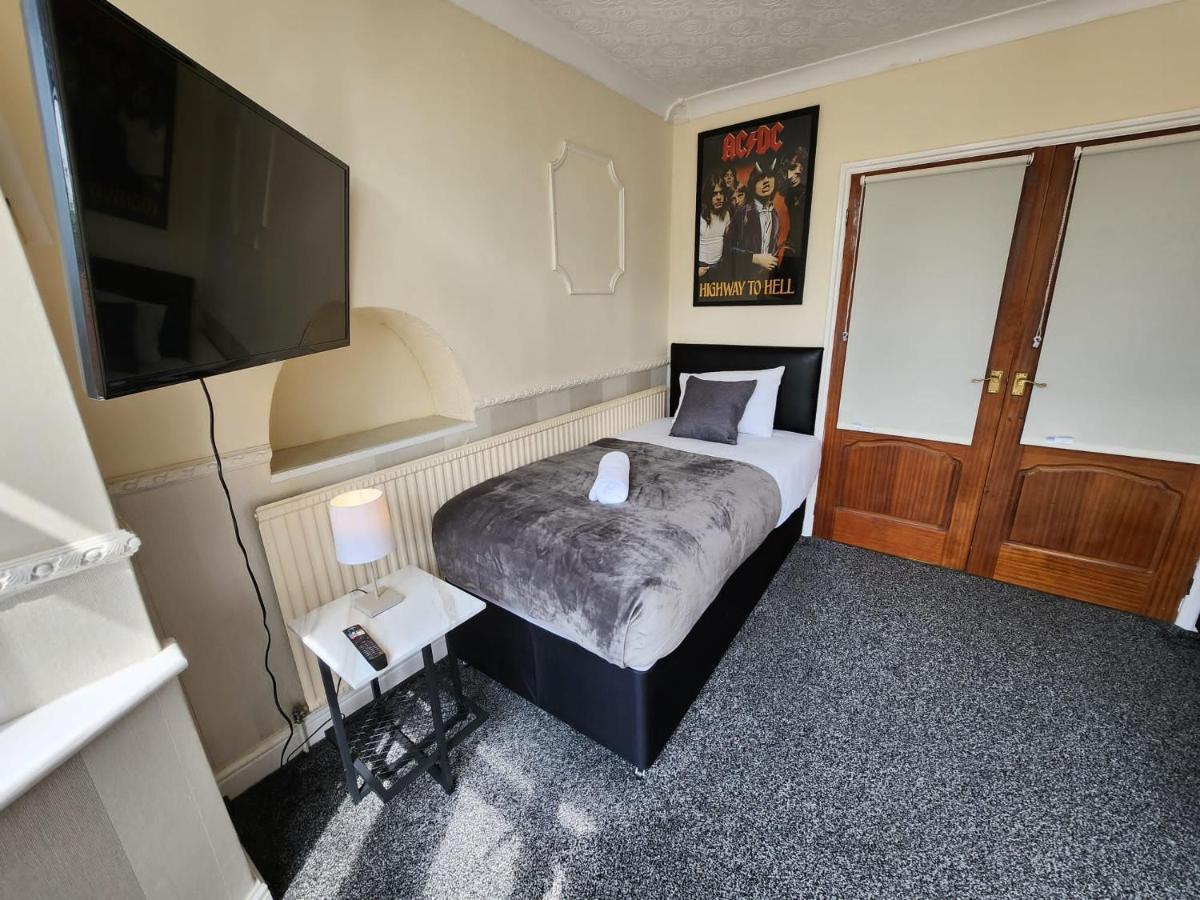 Sheldon Shared House Hotel Solihull Luaran gambar
