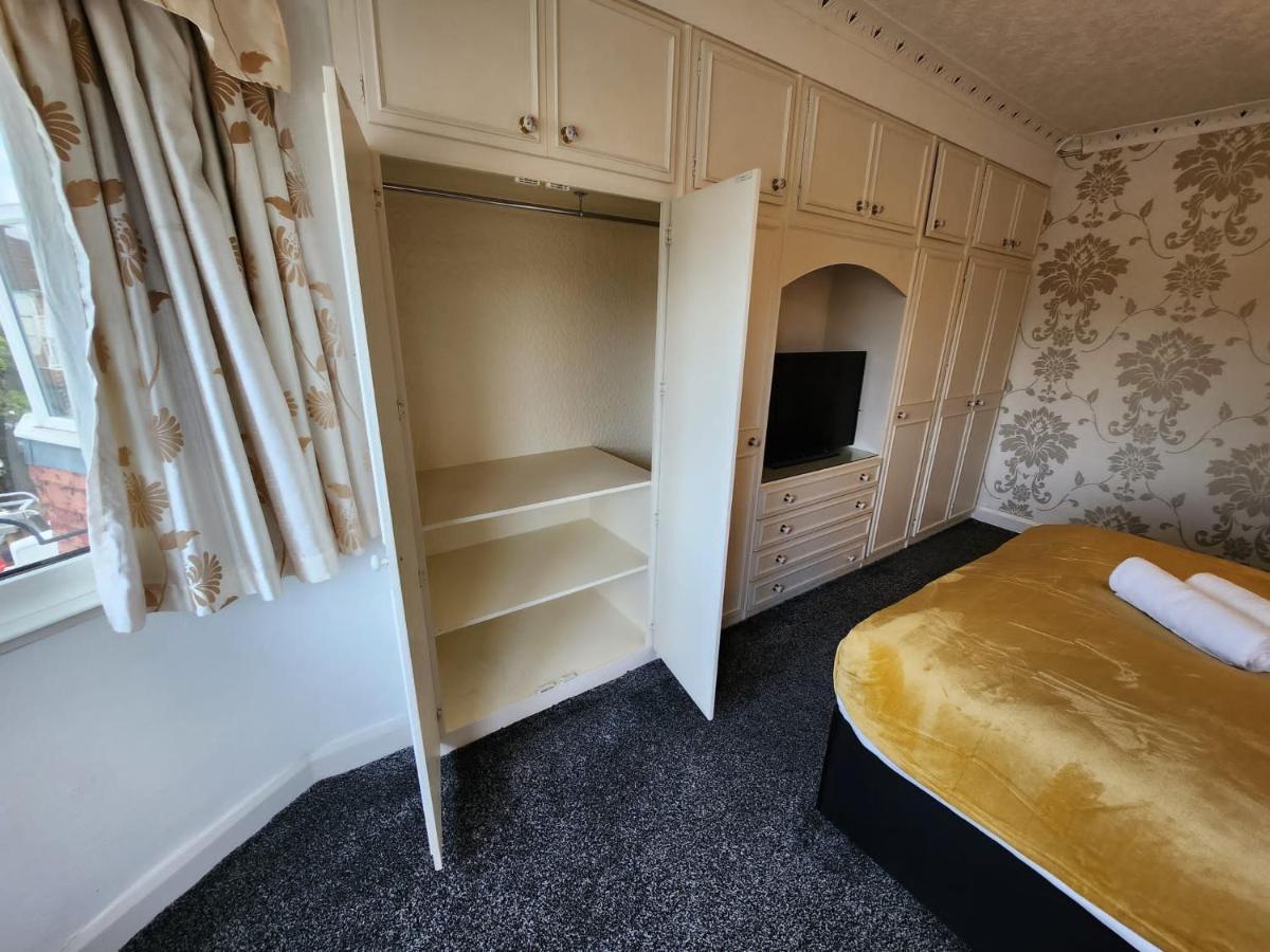 Sheldon Shared House Hotel Solihull Luaran gambar